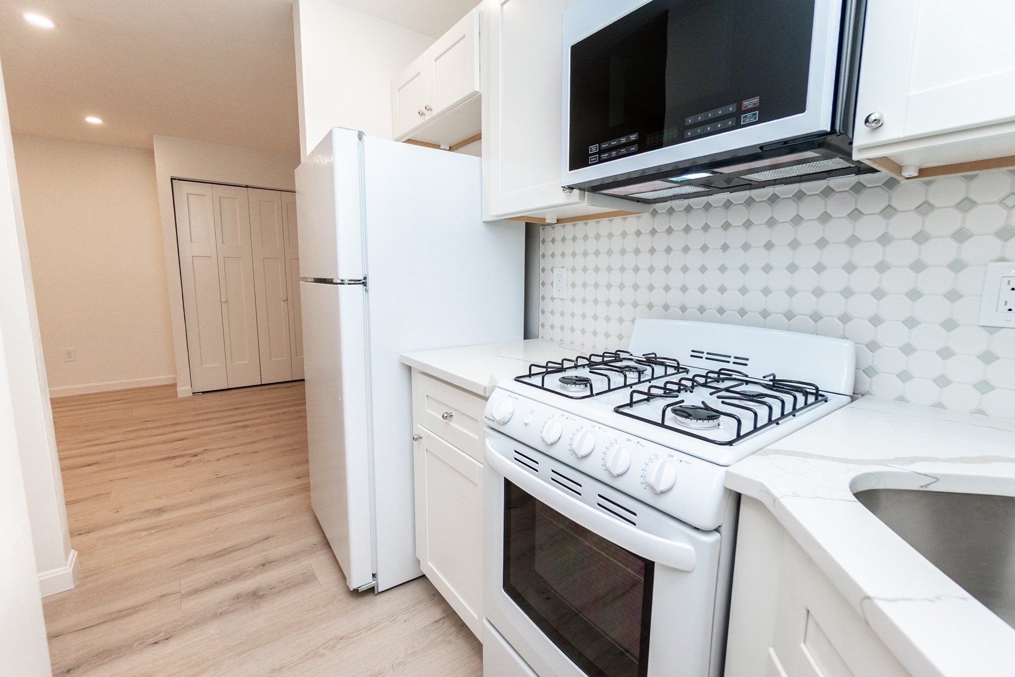 142 Kenrick ST #23, Boston, MA Photo #6