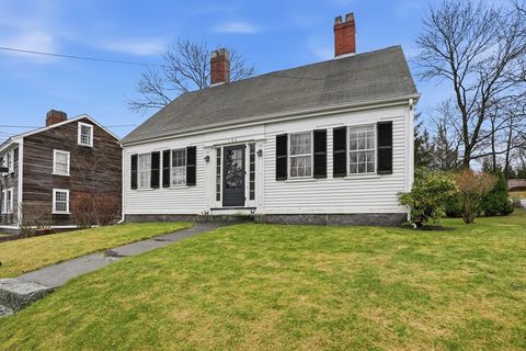 Photo of 190 South Street #B, Hingham, MA 02043 (MLS # 73488463)