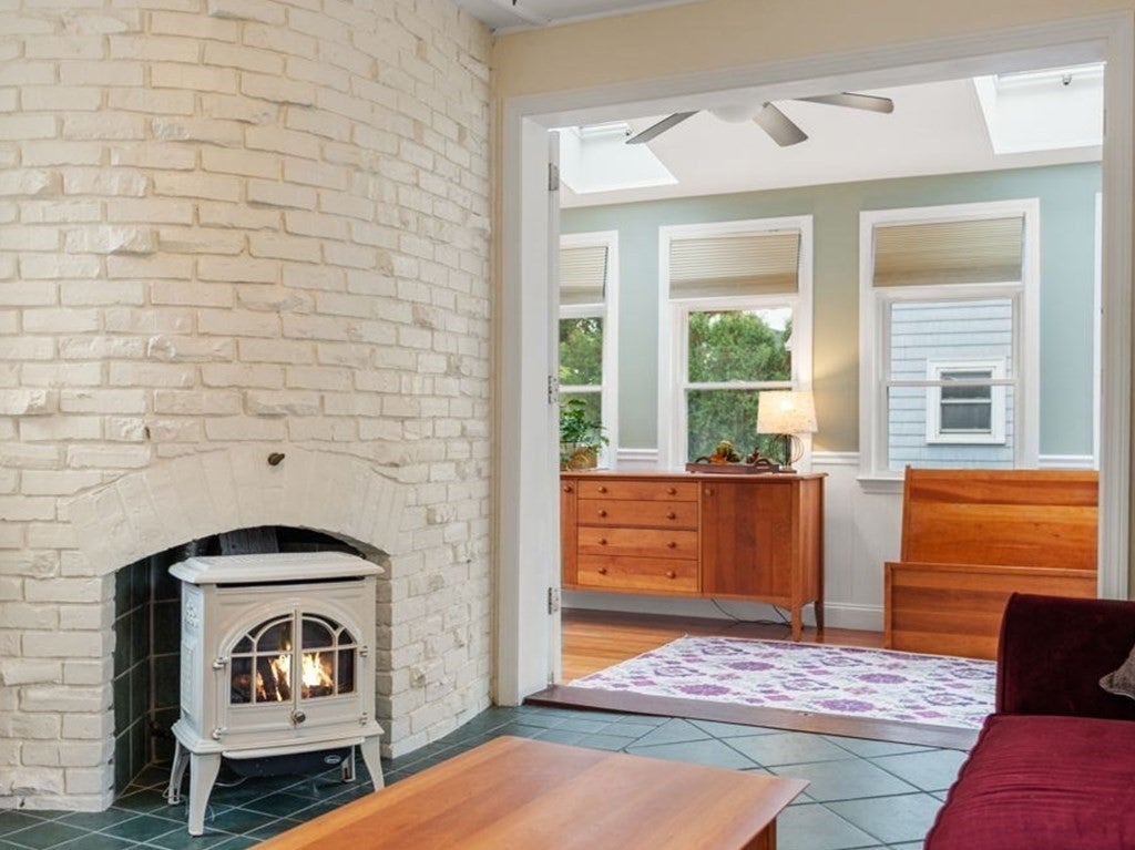 192 Wren Street, Boston, MA, 192 Wren Street, Boston, MA Photo #10