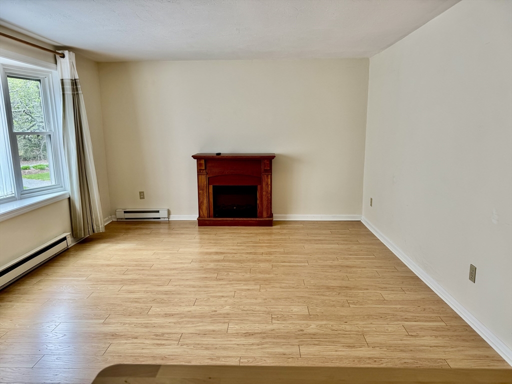 775 West Main St 5