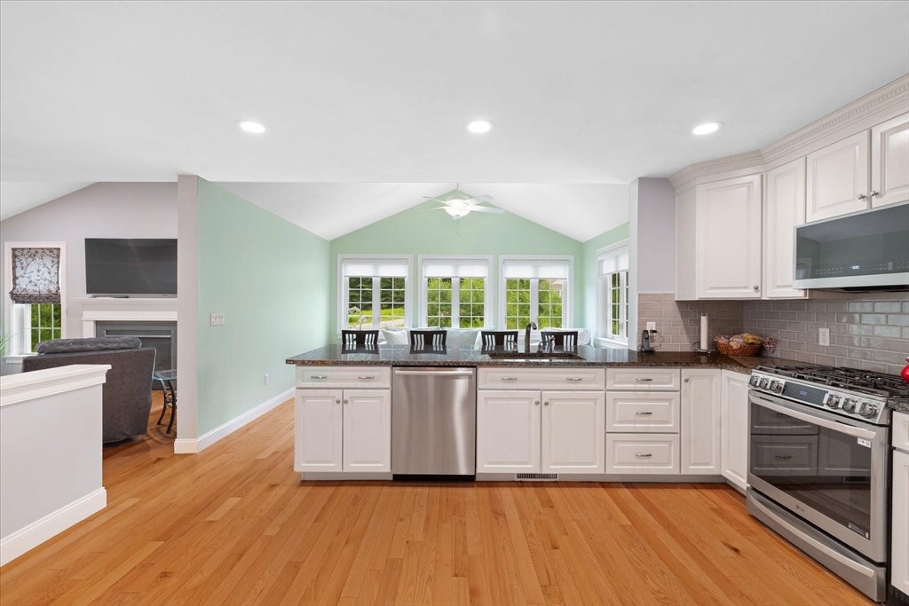 7 Old Mill Cir, Westminster, MA Photo #20