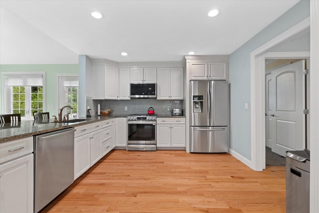 7 Old Mill Cir, Westminster, MA Photo #17