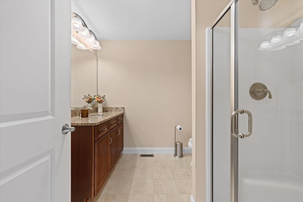 7 Old Mill Cir, Westminster, MA Photo #32