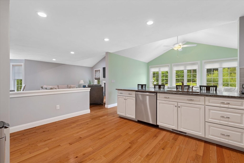 7 Old Mill Cir, Westminster, MA Photo #19