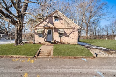 Photo of 90 Ellis St, Seekonk, MA 02771 (MLS # 73462888)