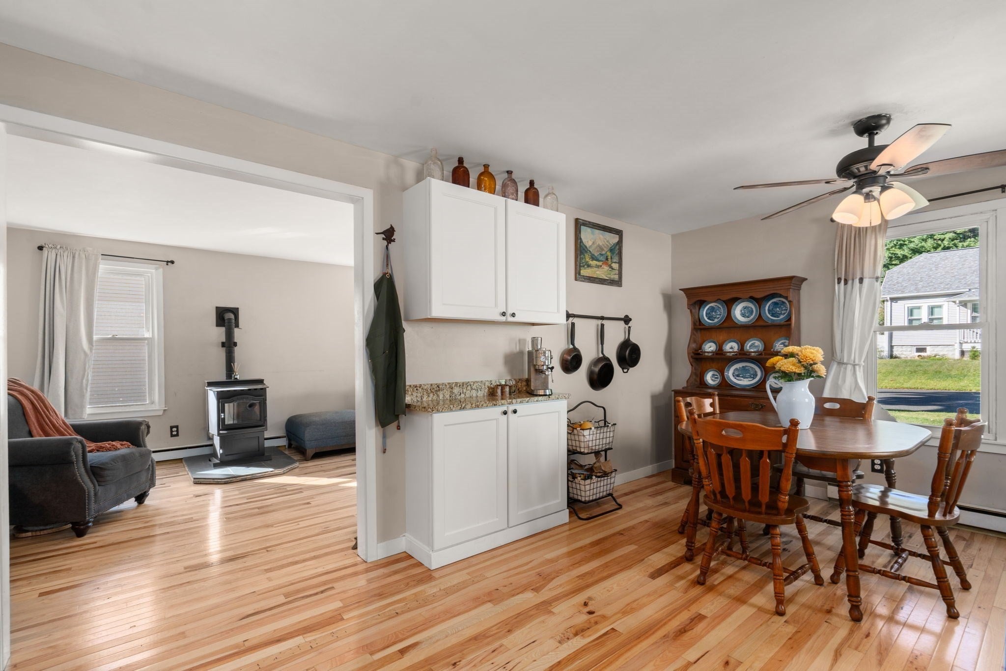 89 Verdugo St, West Springfield, MA, 89 Verdugo St, West Springfield, MA Photo #16