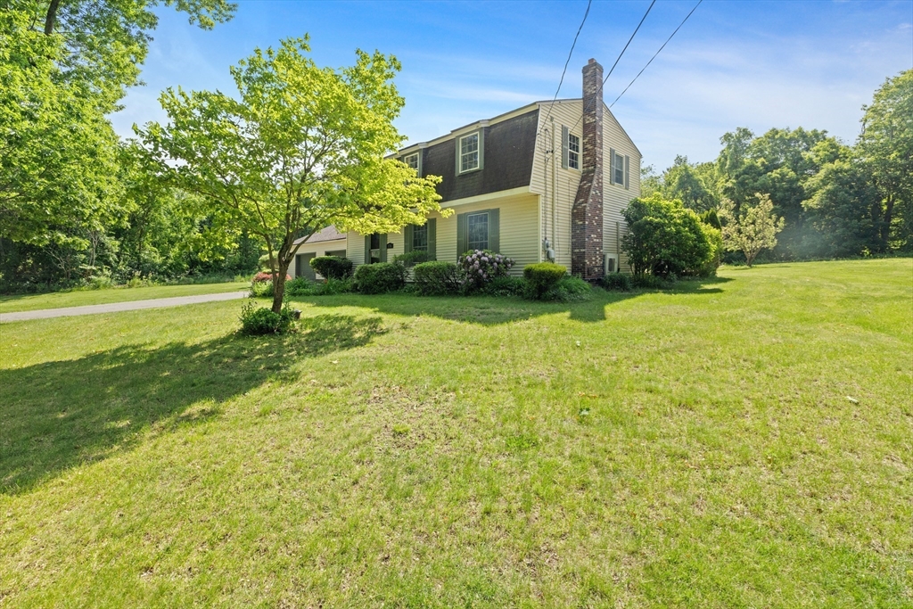 176 Davis Rd