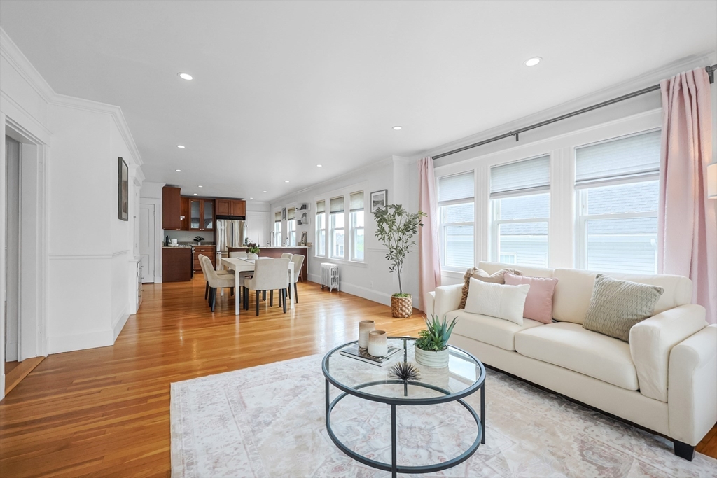 22-24 Ellison Ave 24