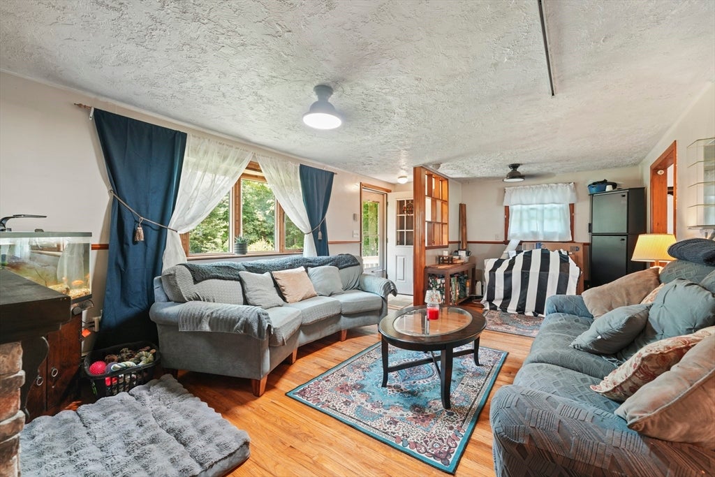 122 Paula Cir, East Brookfield, MA, 122 Paula Cir, East Brookfield, MA Photo #10