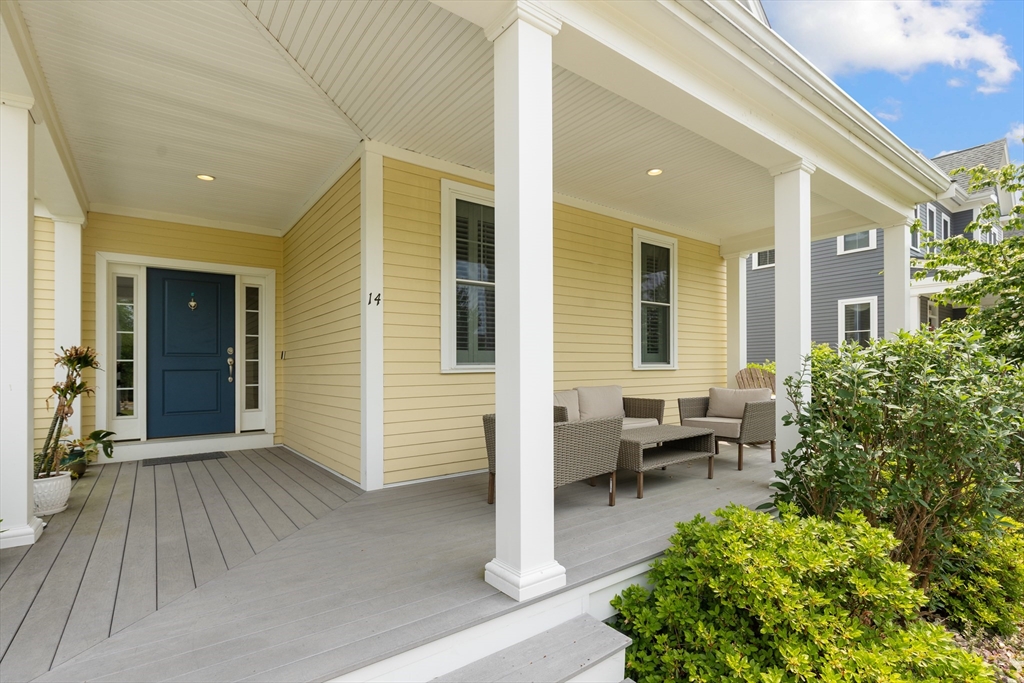14 Dorset Park Ln