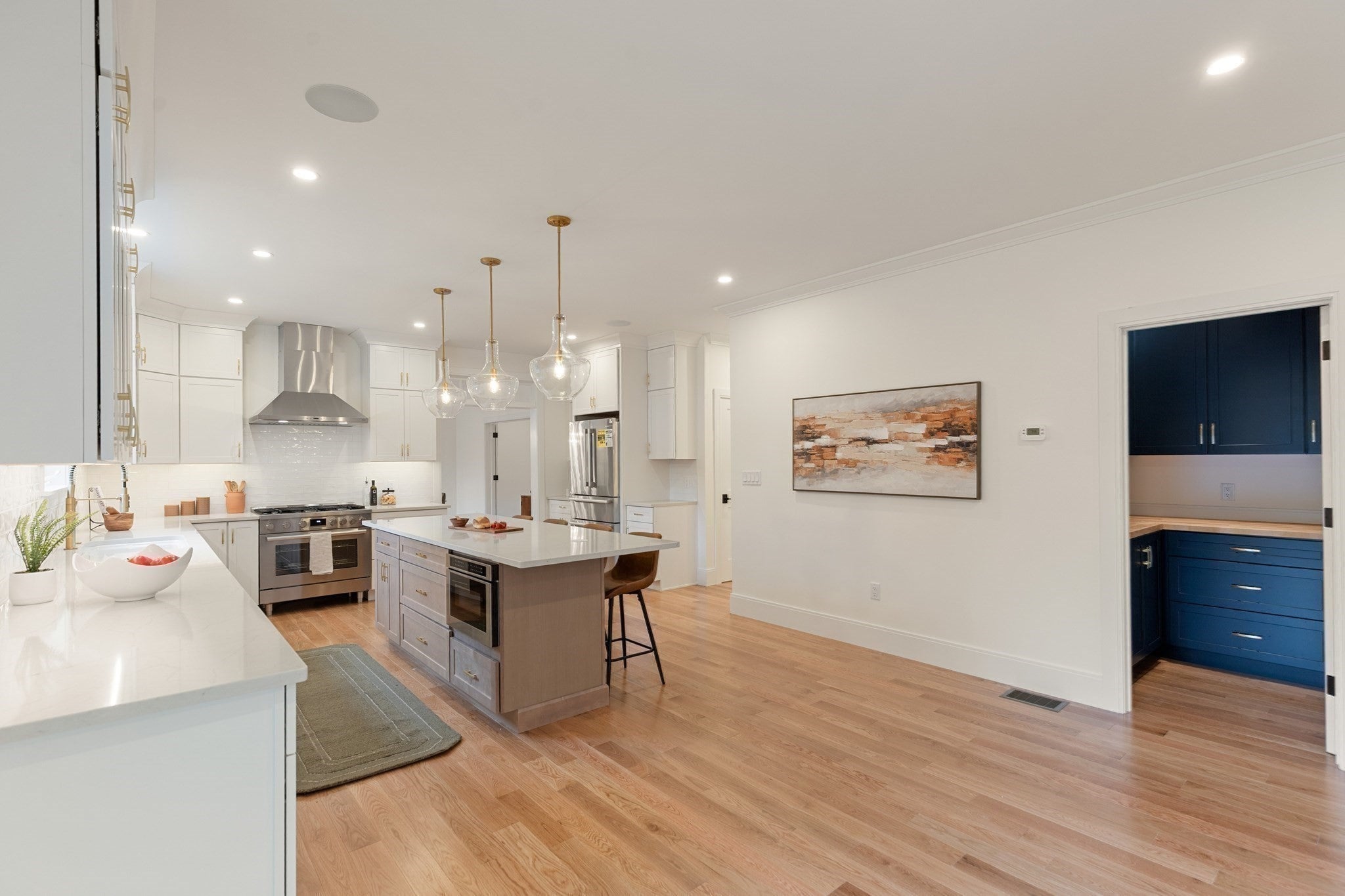 472 Summer Avenue, Reading, MA Photo #6
