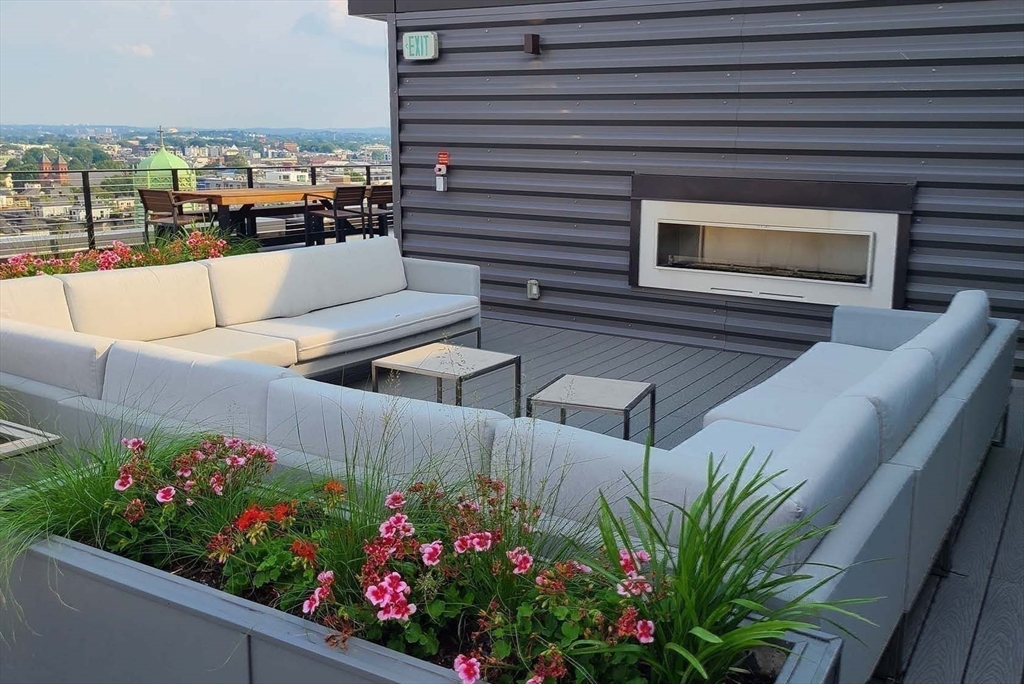 14 West Broadway 10D