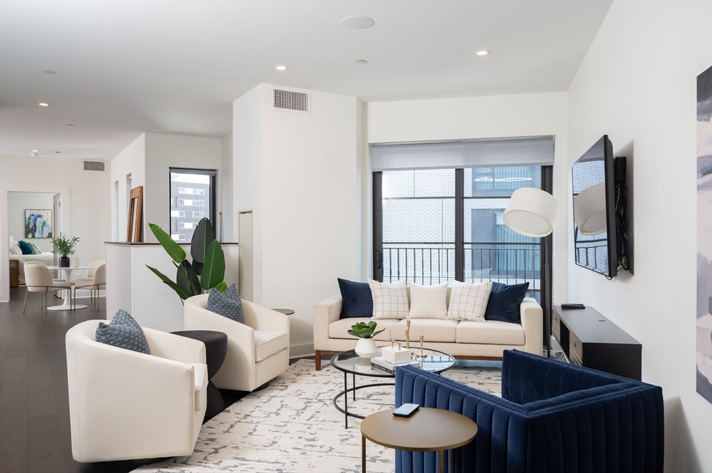 14 West Broadway 10D