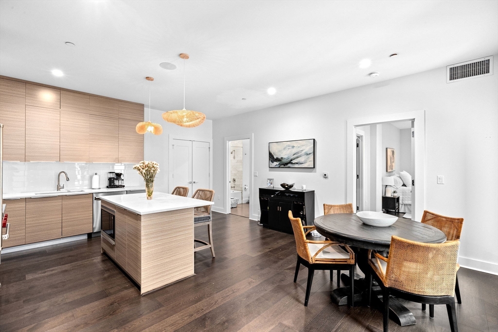 14 West Broadway 10D