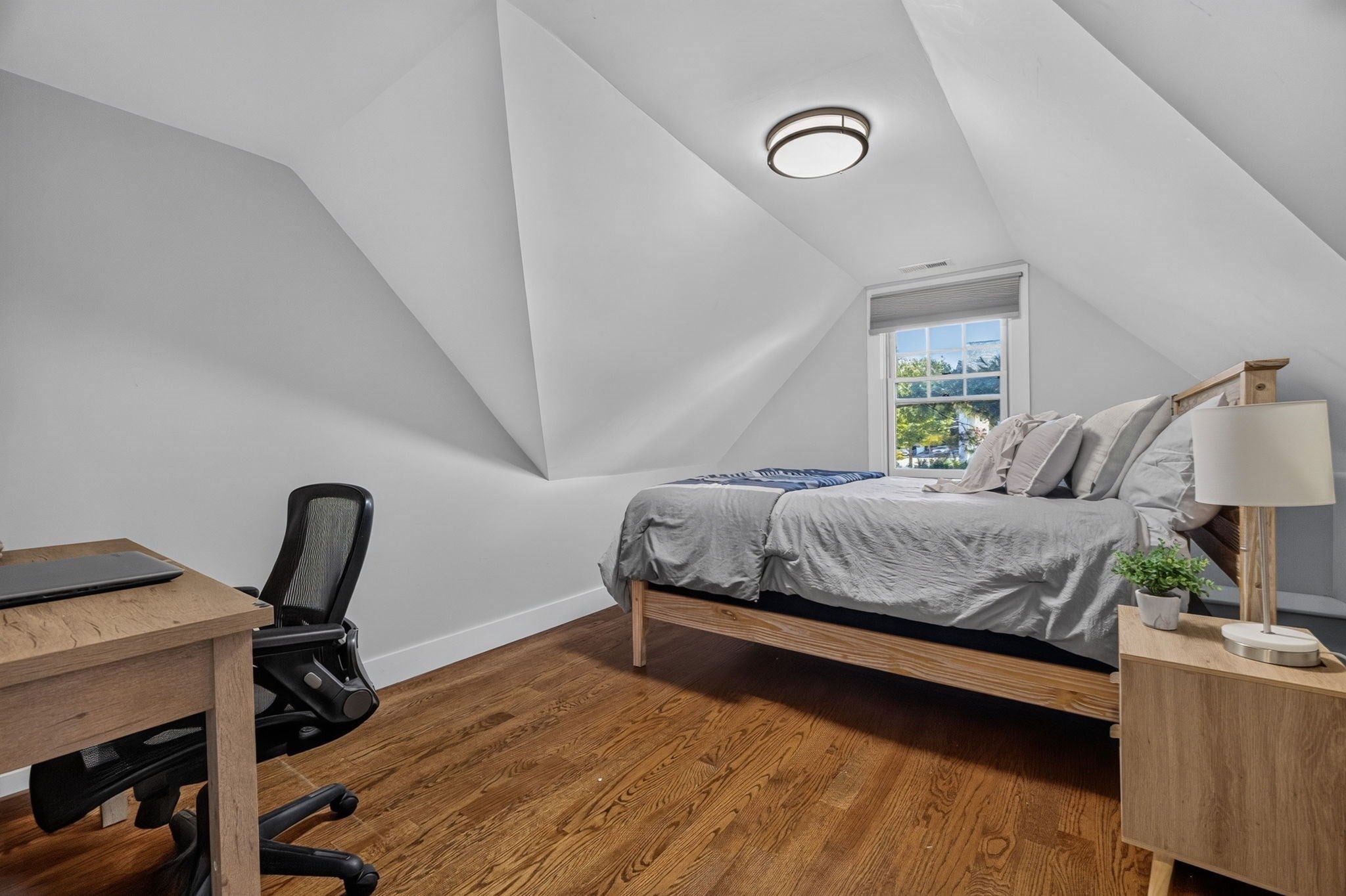 611 Centre St #1, Newton, MA Photo #32