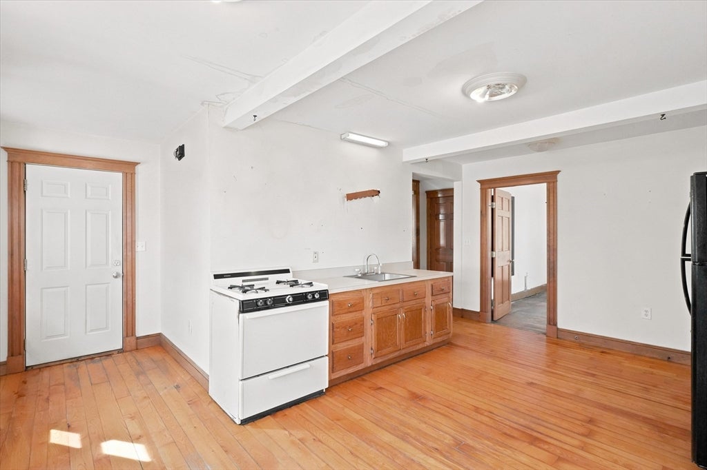 25 Bosson Street, Revere, MA Photo #11