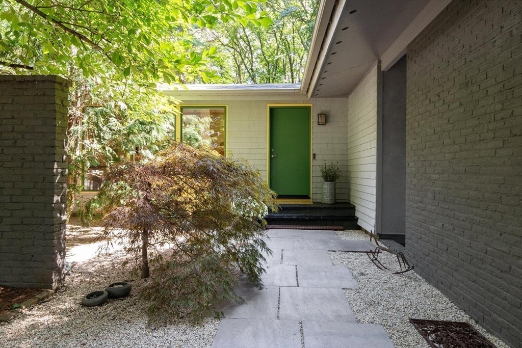 221 Pope Rd, Acton, MA, 221 Pope Rd, Acton, MA Photo #2