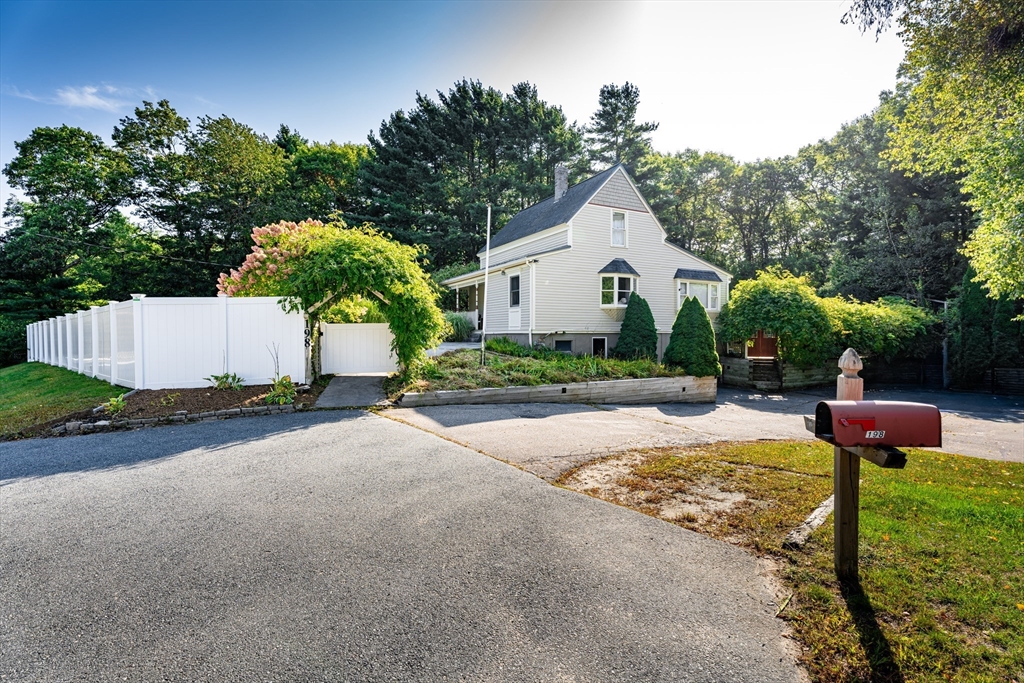 198 Samoset St