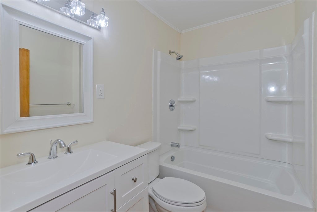 4 Elm St, South Hadley, MA, 4 Elm St, South Hadley, MA Photo #27