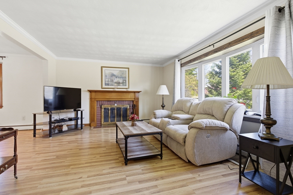5 Manning Rd