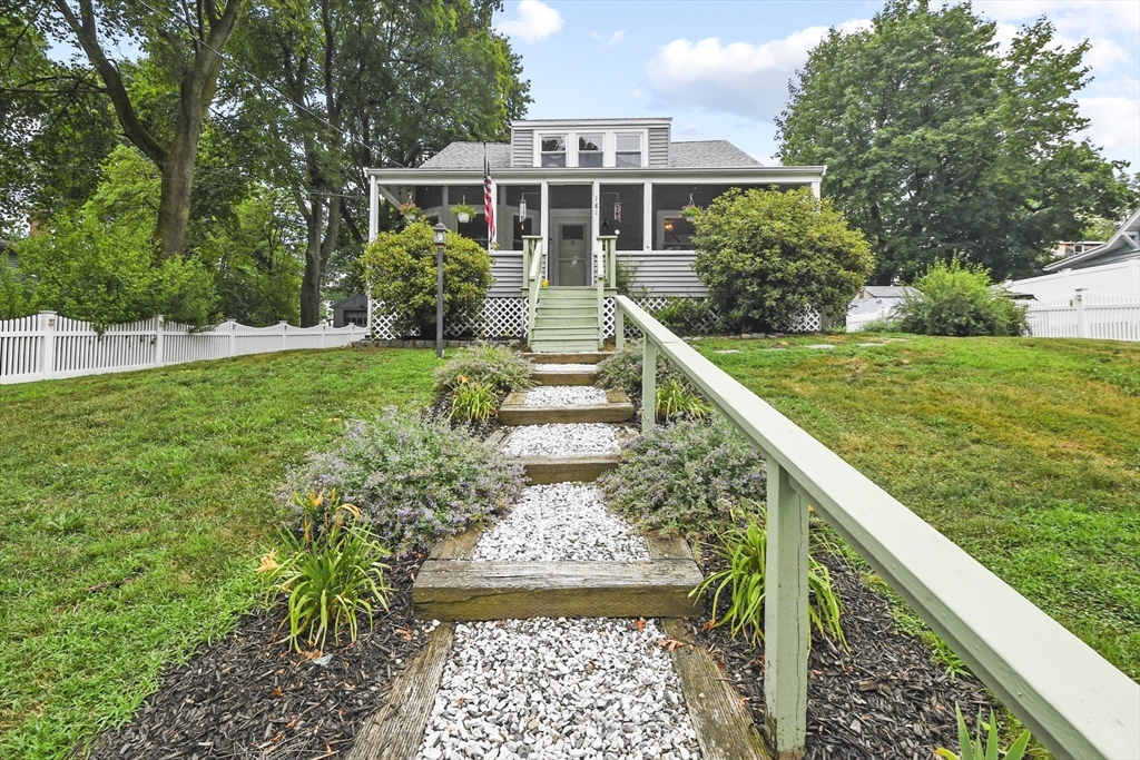 181 Sea St