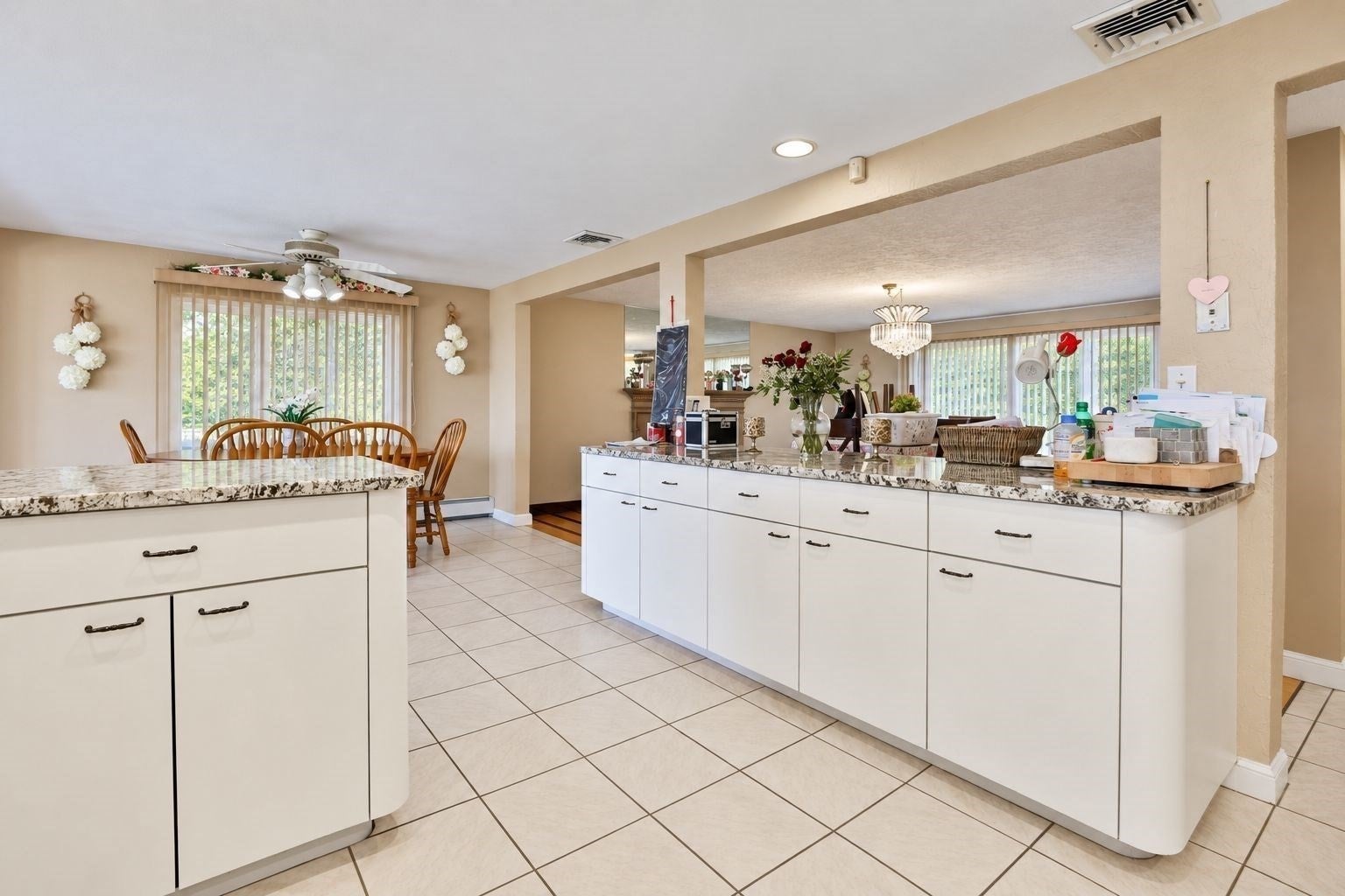 25 Venice Ave, Saugus, MA, 25 Venice Ave, Saugus, MA Photo #12