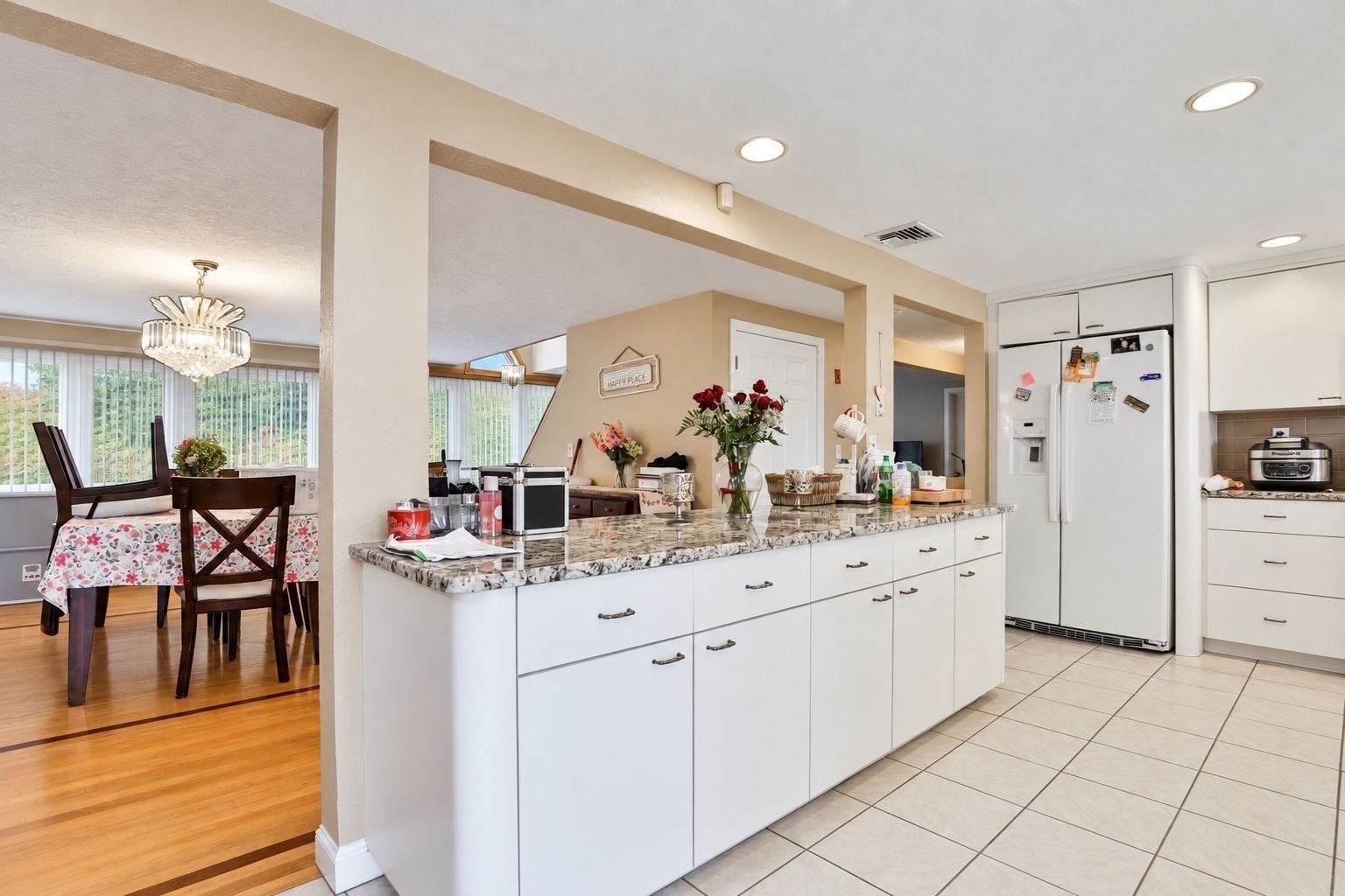 25 Venice Ave, Saugus, MA, 25 Venice Ave, Saugus, MA Photo #10