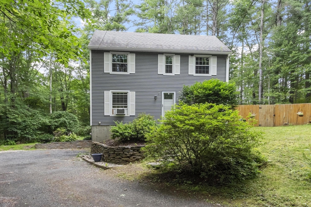 37 Swamp RD, Montague, MA Photo #1