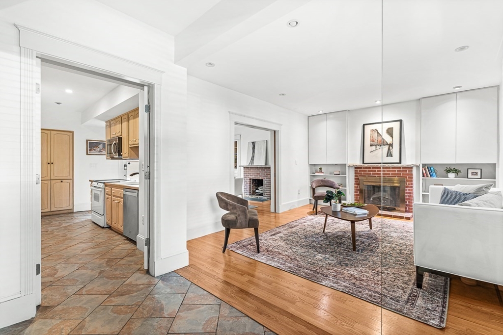 30 2nd Street