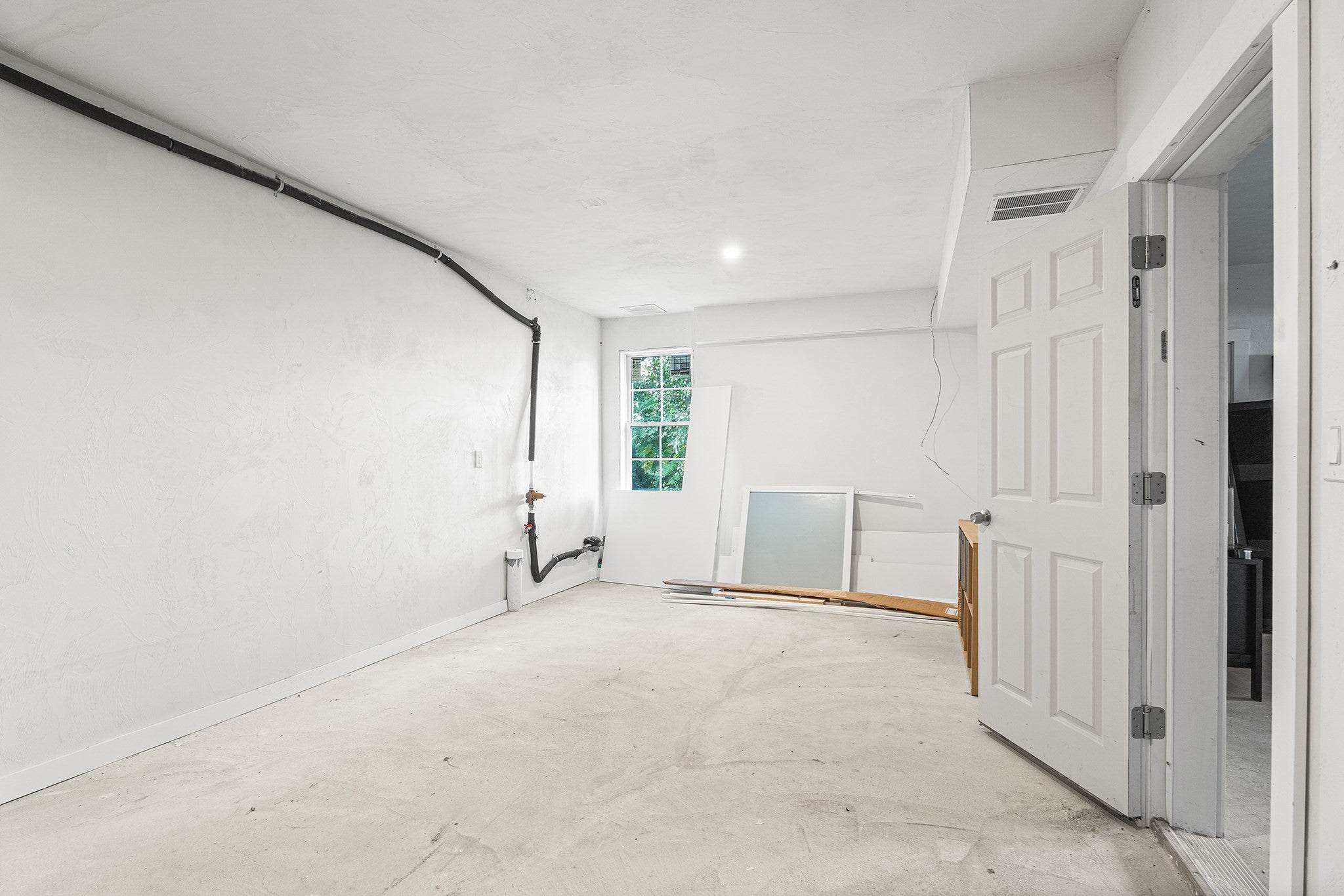 30 Valmor St, Worcester, MA, 30 Valmor St, Worcester, MA Photo #4