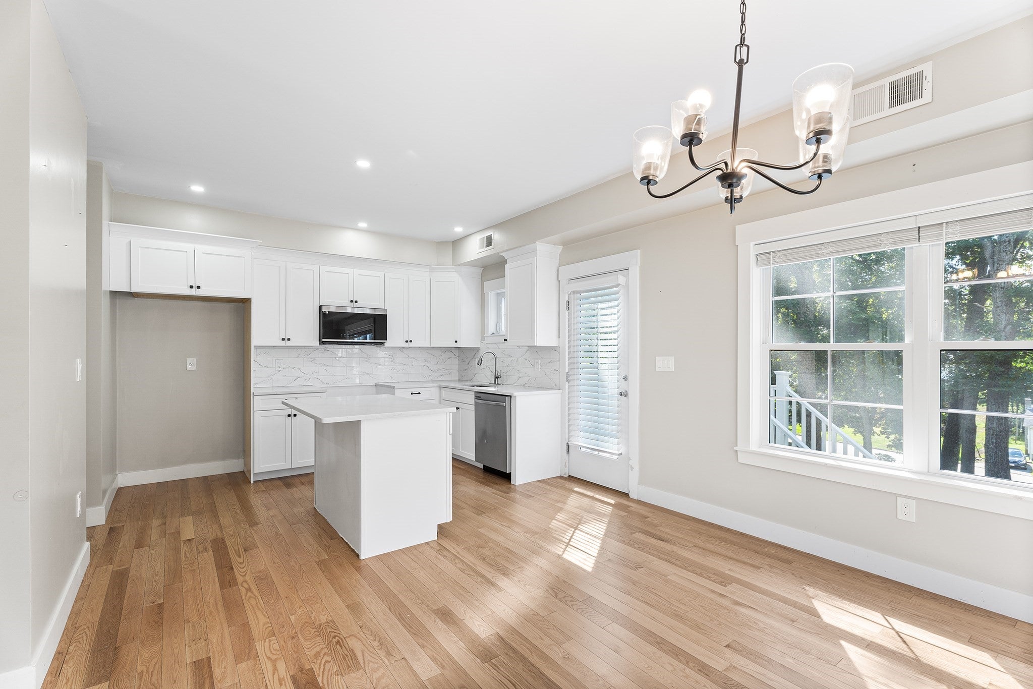 30 Valmor St, Worcester, MA, 30 Valmor St, Worcester, MA Photo #12