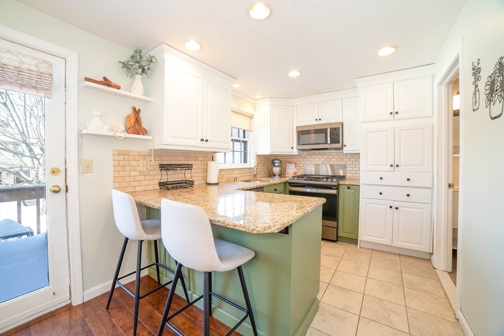 37 Scotty Hollow Dr B