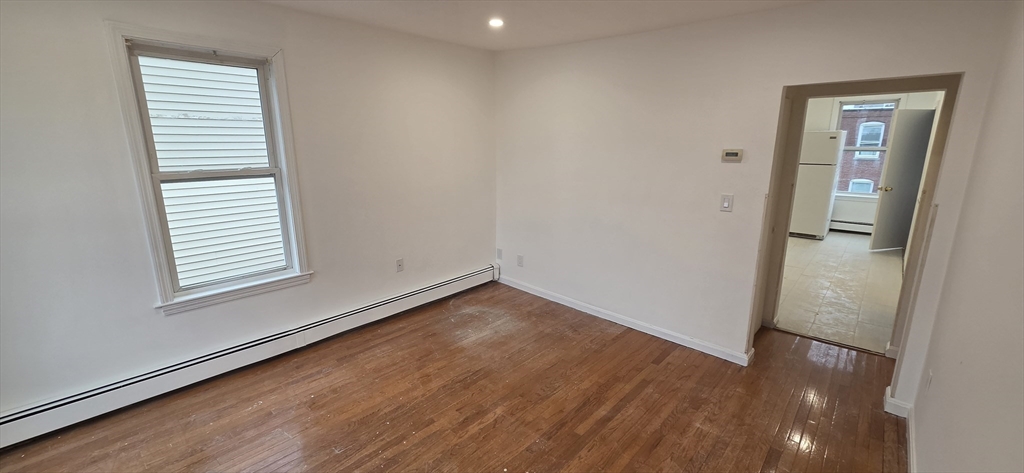 206 Chelsea ST #2, Boston, MA Photo #9