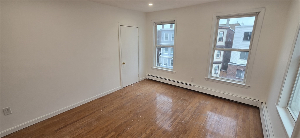 206 Chelsea ST #2, Boston, MA Photo #10