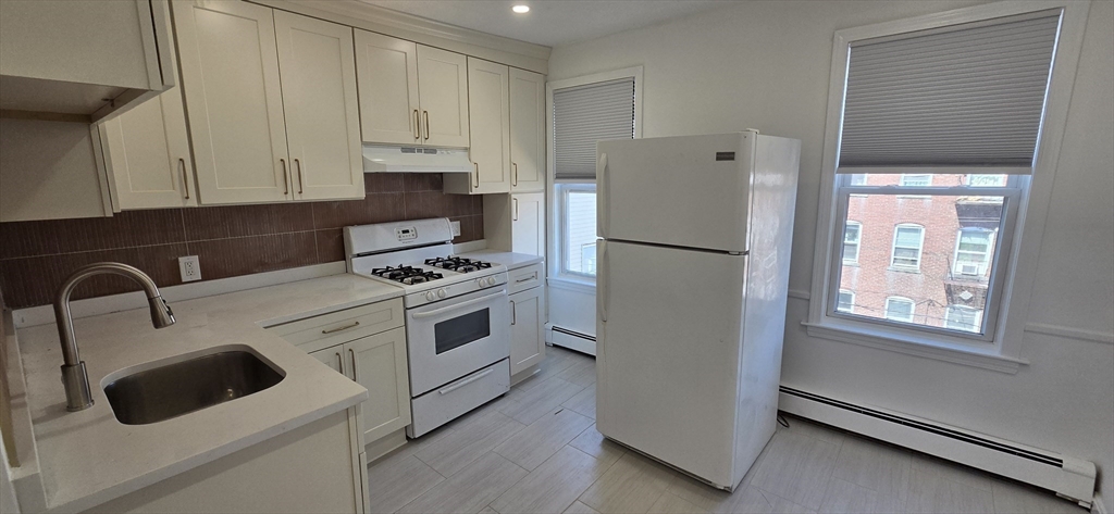 206 Chelsea ST #2, Boston, MA Photo #1