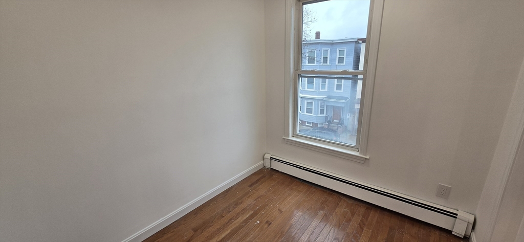206 Chelsea ST #2, Boston, MA Photo #12