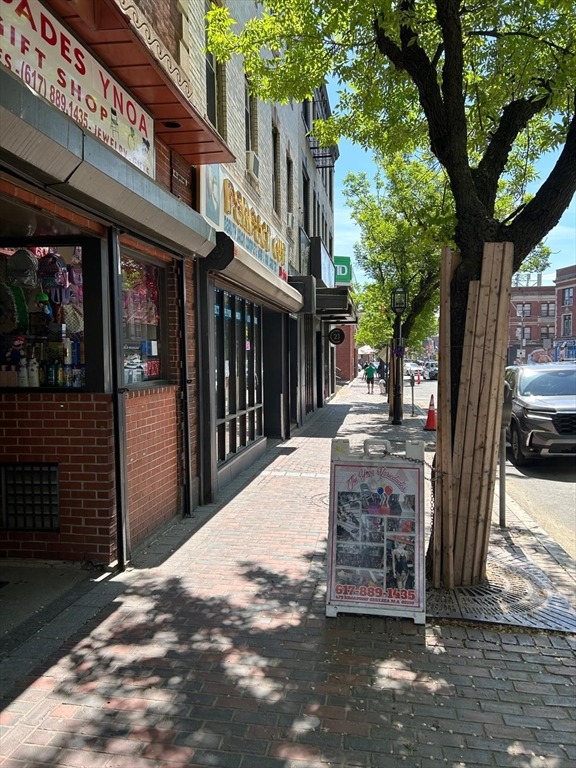 479 Broadway