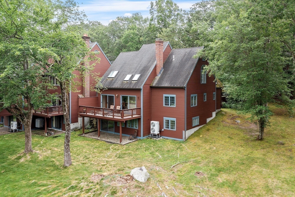 8 Bixby Ln 8