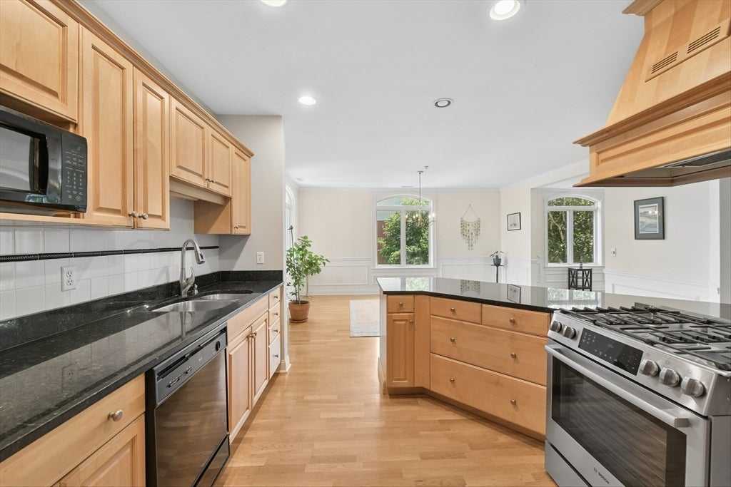 10 Northwood Dr 301