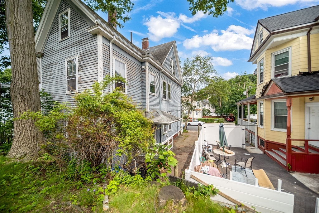 91 Tudor St