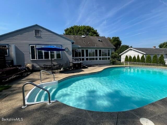 100 Anita Drive