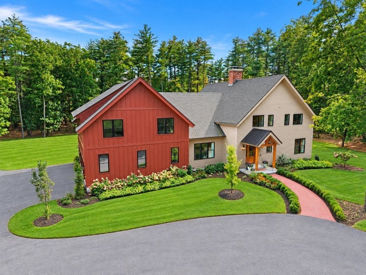 Photo 1 of 42 — 136 Washington St, Boxford, MA 01921
