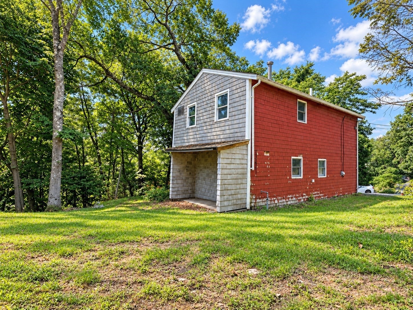 39 Woodside Ln