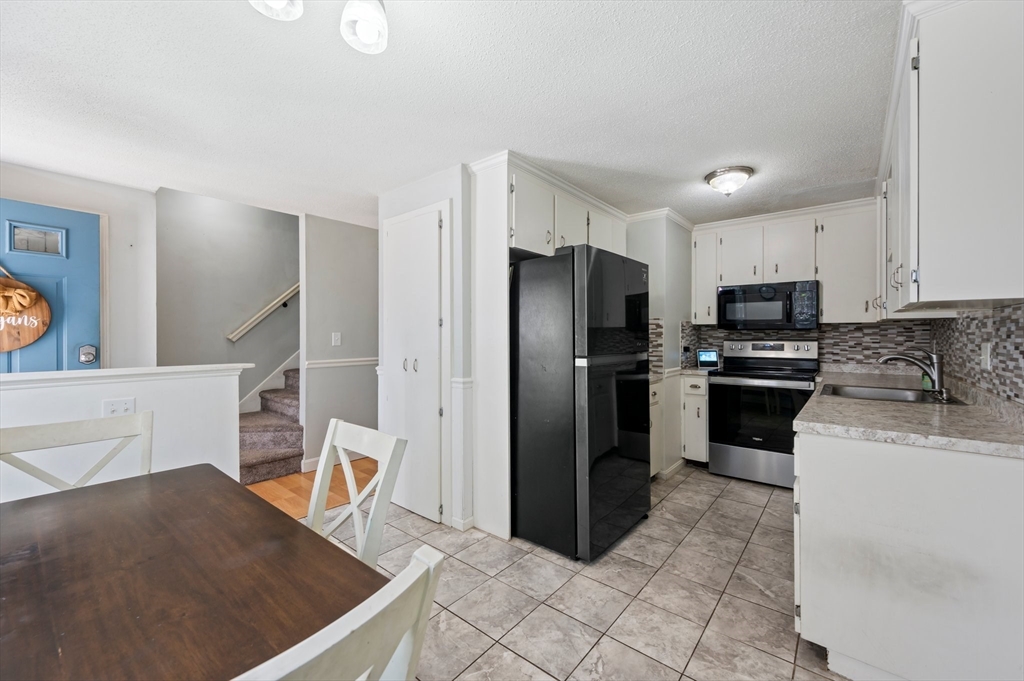 129 Twin Lakes Dr 129