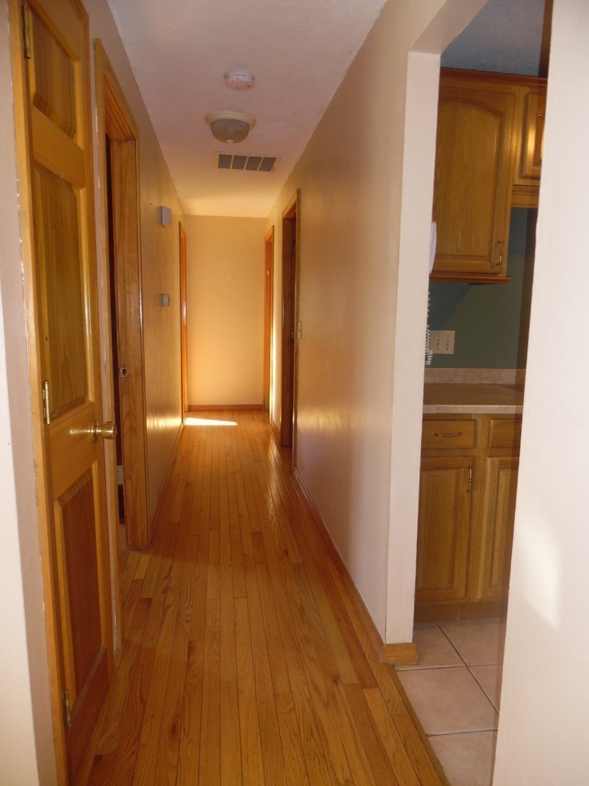 21 Burnside Drive, Swansea, MA Photo #10