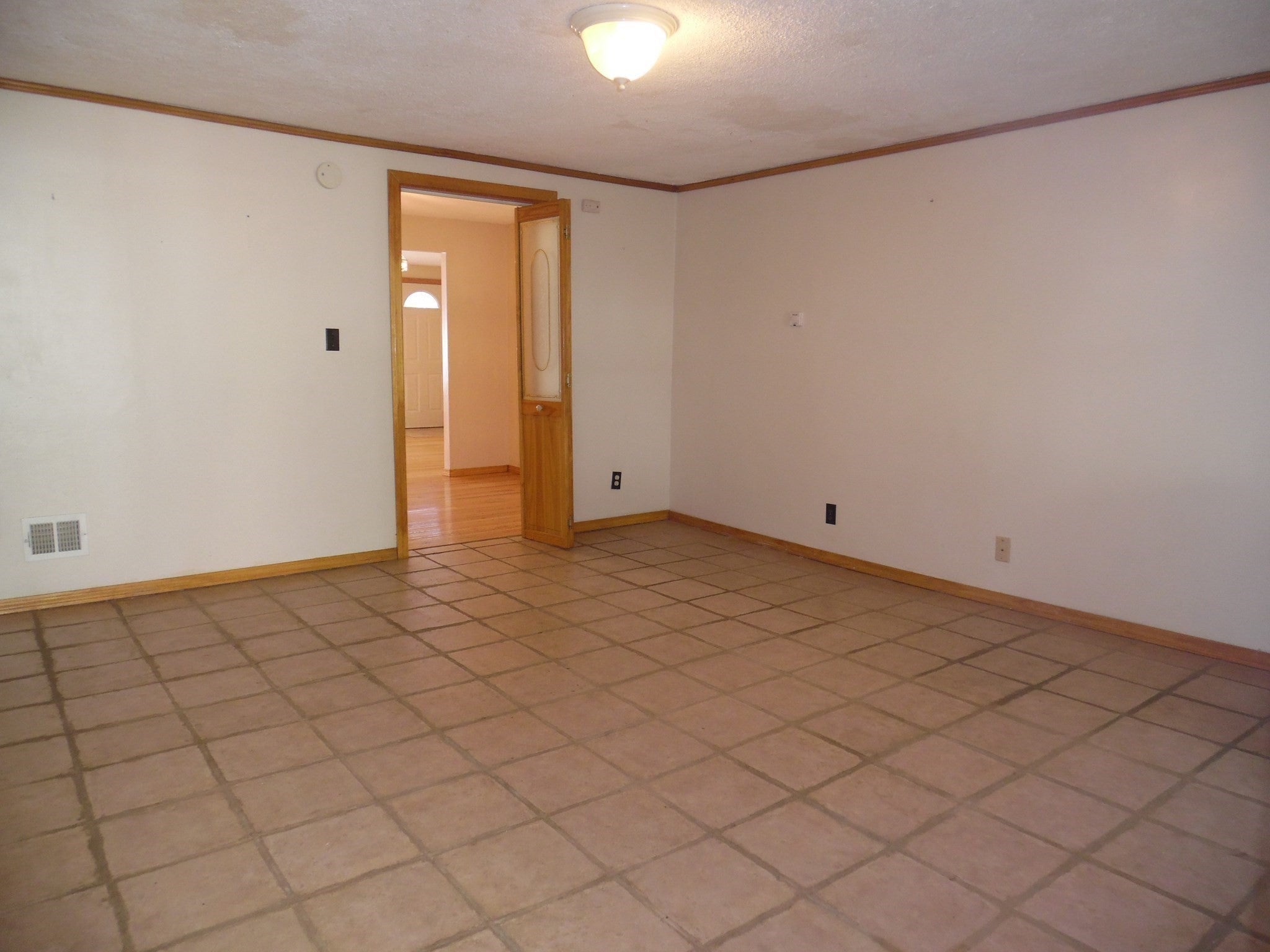 21 Burnside Drive, Swansea, MA Photo #15