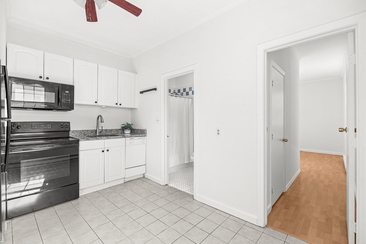 14 W Water St #1, Wakefield, MA Photo #10