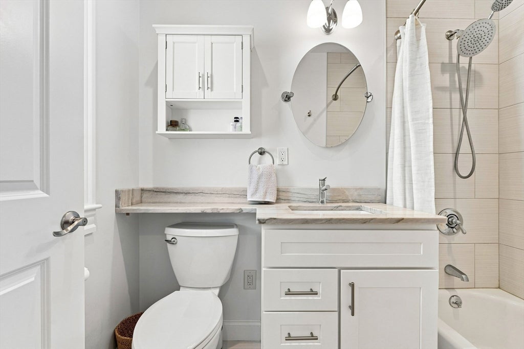 1080 Adams St #1, Boston, MA Photo #15