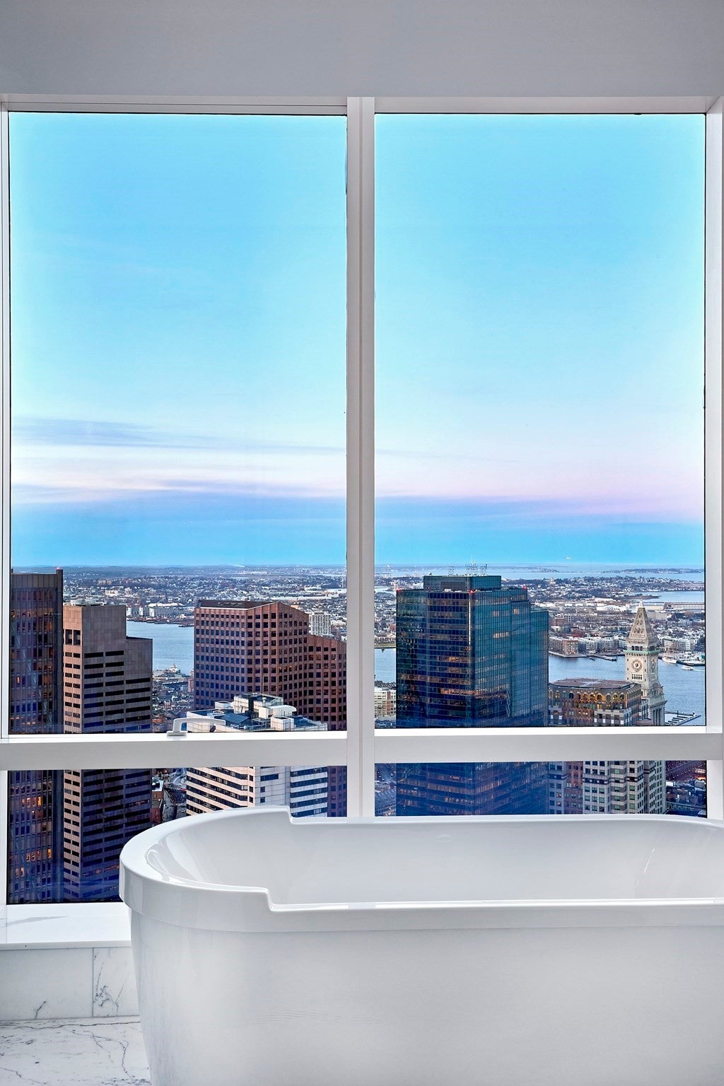 1 Franklin St PH1B
