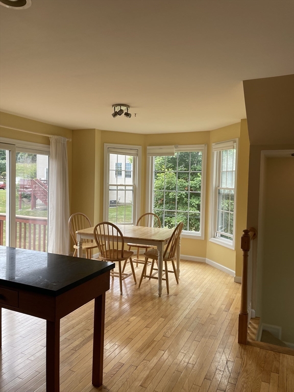 61 Tulip Cir 61